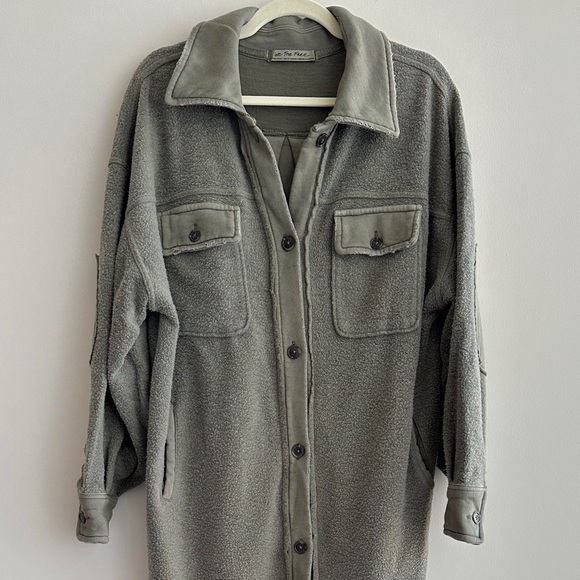 We The Free Ruby Oversized Shirt Jacket, Size XS, Olive Green - Picture 4 of 16